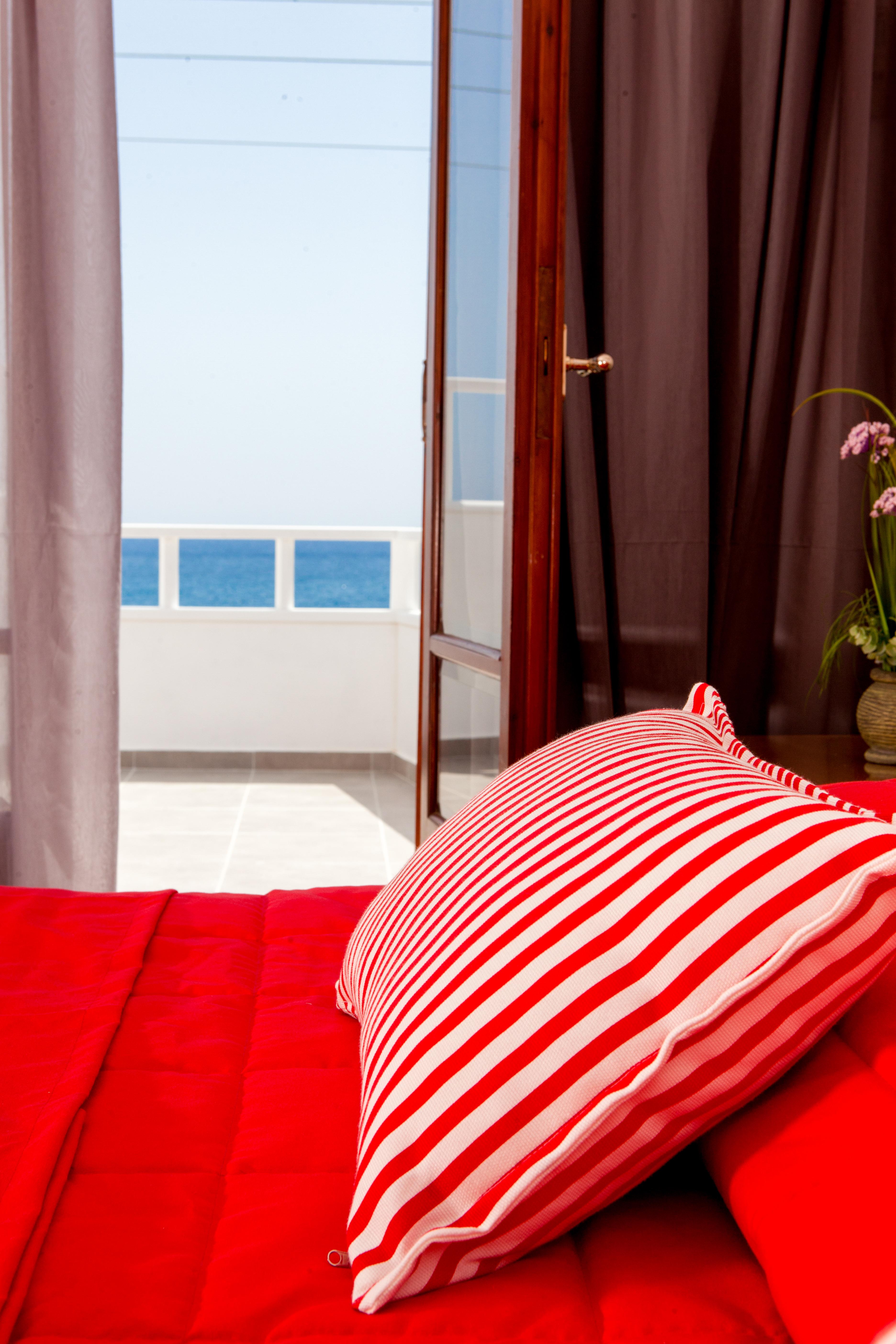 Irini'S Rooms Fteoura Kamari  Luaran gambar